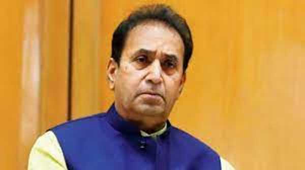 सीबीआई 100 करोड़ के मनी लॉन्ड्रिंग मामले में अनिल देशमुख से करेगी पूछताछ